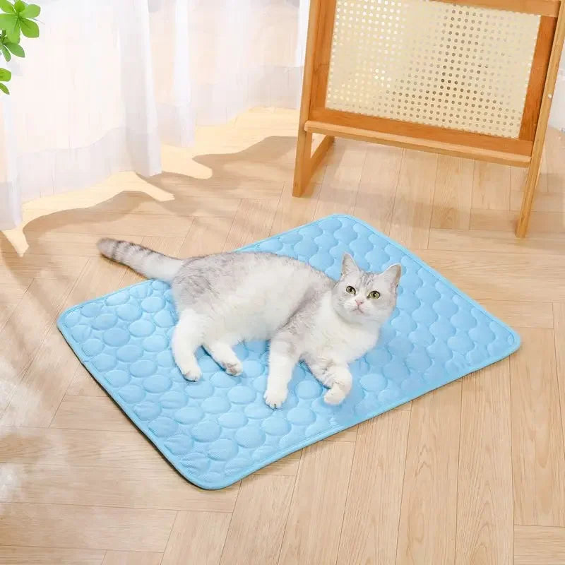 Summer Pet Ice Mat Dog Mat Bite-resistant Cooling Breathable Ice Mat Cat Dog Mat Sleeping Mat Pet Supplies